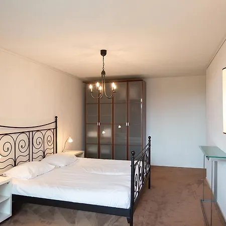 Apartment Bizstay Market View